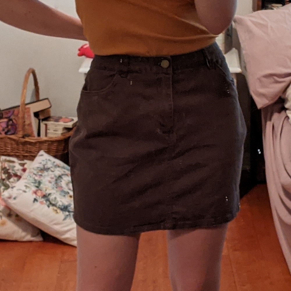 Women's dark green short skirt